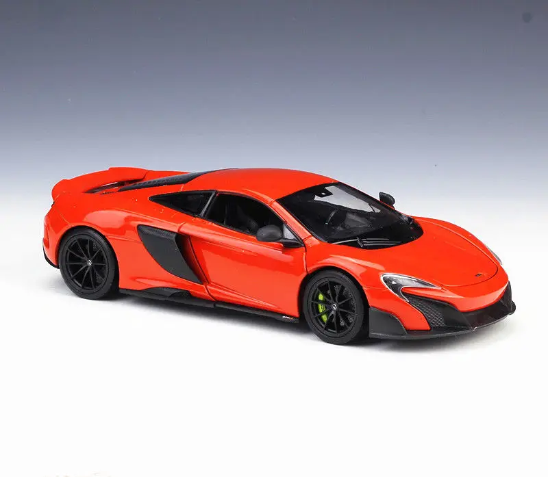 Welly 1:24 Mclaren 675LT литье под давлением модель спортивный гоночный автомобиль