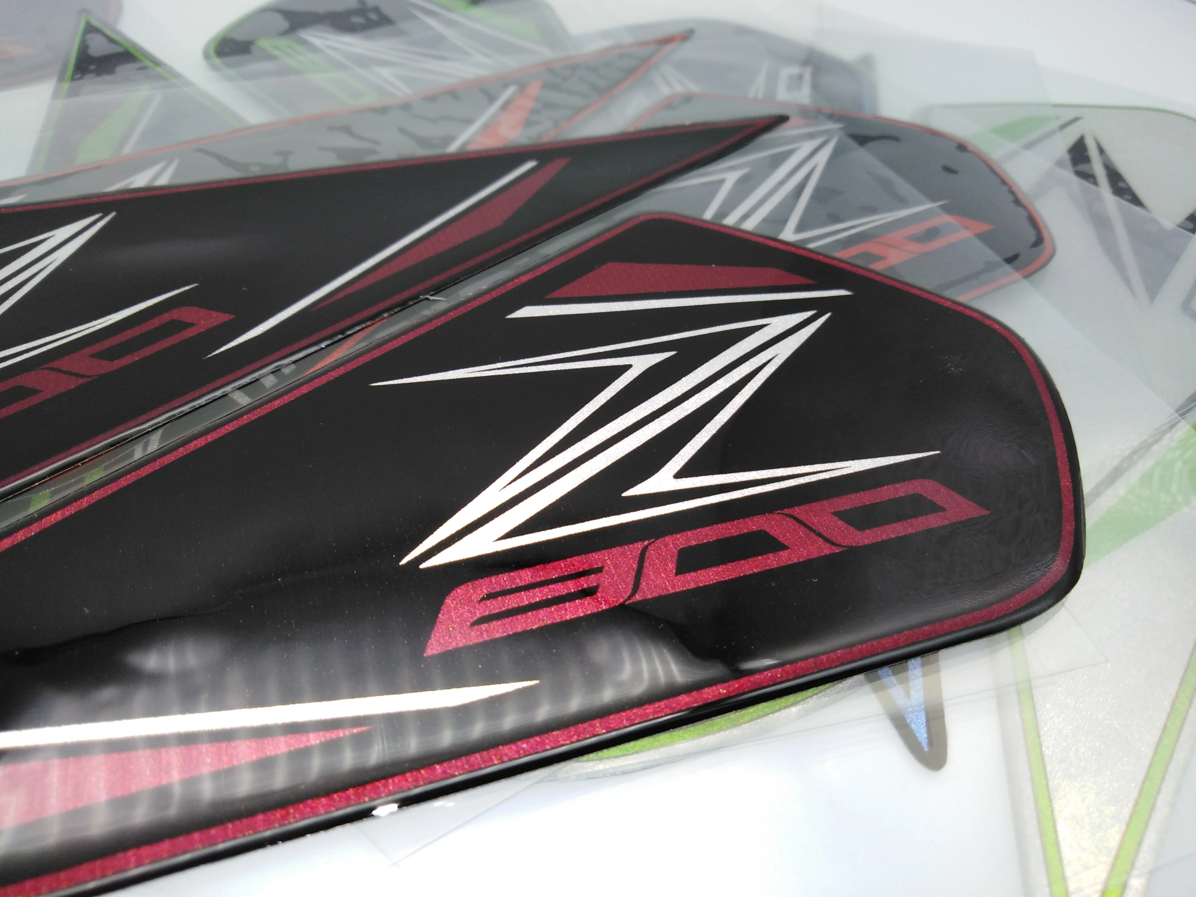 Наклейки наклейки подходят для велосипедов Танк Pad масло Z800 2013 2014 2015 2016 6 видов