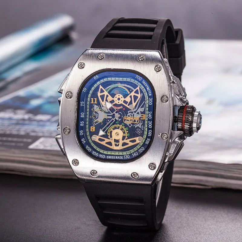 Спортивные мужские часы роскошные фирменные кварцевые от знаменитого дизайнера