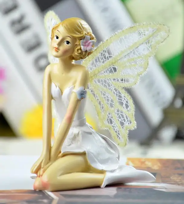Beautiful Girl Kawaii Gifts Angel Garden Decoration Resin Crafts Home Decor Miniature Fairy Garden Figurines Flower Fairies - Цвет: 9901