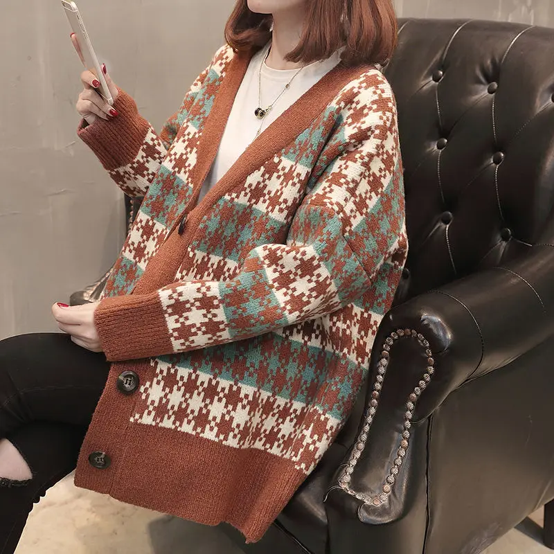 2018 New Autumn Women's Sweater Ladies Casual Loose and Pullover V-neck Long Sleeve Thick Knitted Jacket LP021 |