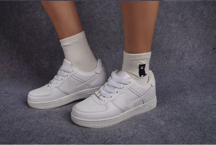 Женские хлопковые носки с вышивкой в виде кота белые жаккардовые милыми