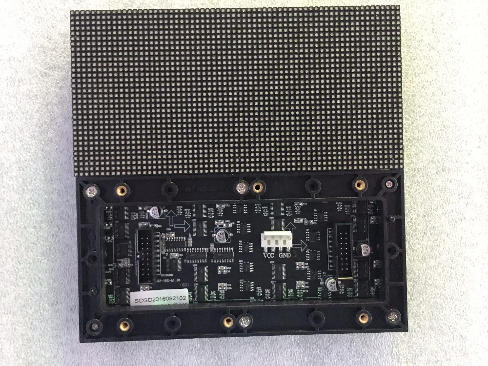 P2.5 Светодиодный модуль для внутреннего светодиодного экрана 160*80 мм 64*32 пикселей