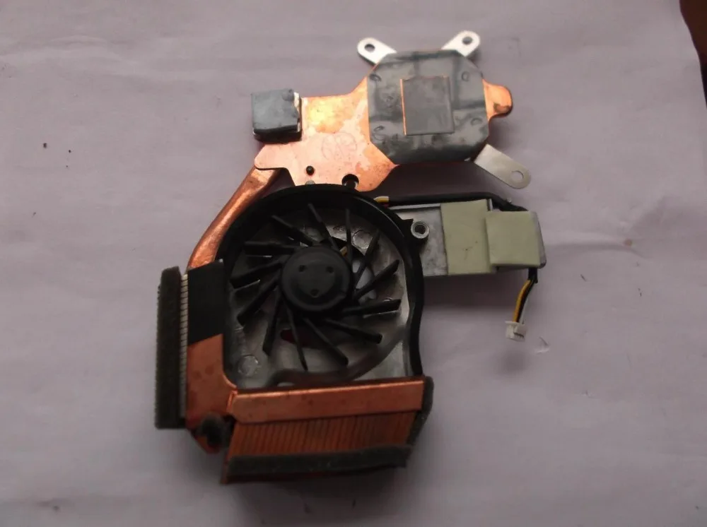 Охлаждающий вентилятор для процессора HP tx2 б/у с радиатором 487925 001|cpu cooling fan|cpu