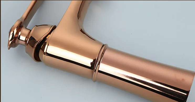 Бесплатная доставка Акция розовое золото кран для ванной комнаты с бортиком