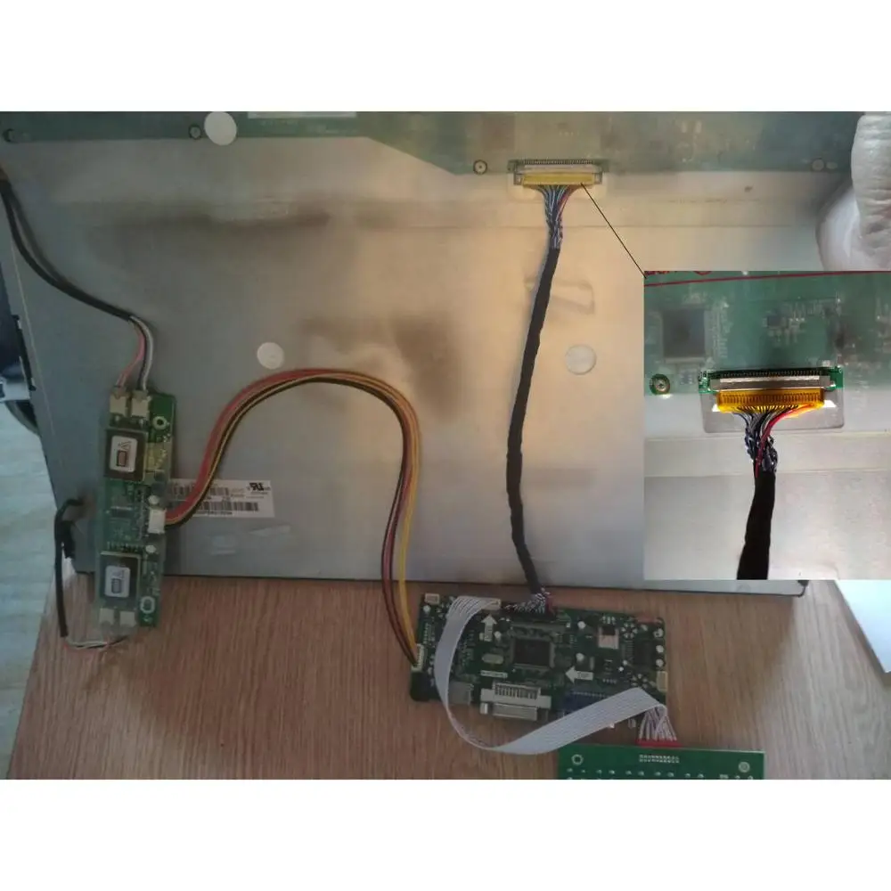 Комплект для фотопанели M.NT68676 DIY 19 "VGA DVI HDMI драйвер 30pin LVDS 4 лампы 1280x1024 плата