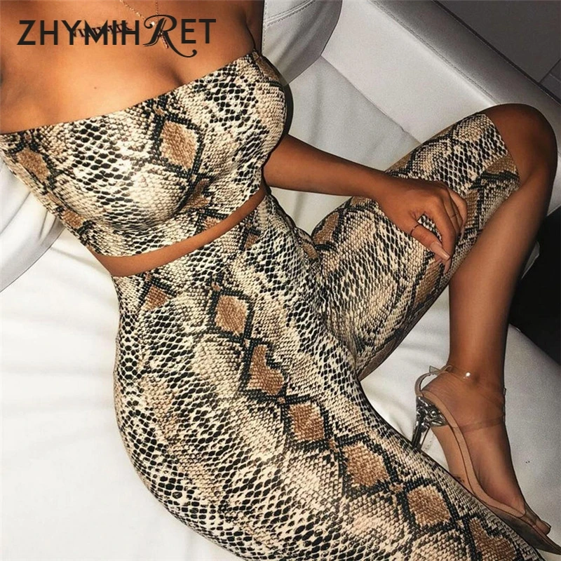 Женский укороченный топ с принтом змеи и шорты ZHYMIHRET комплект из двух предметов