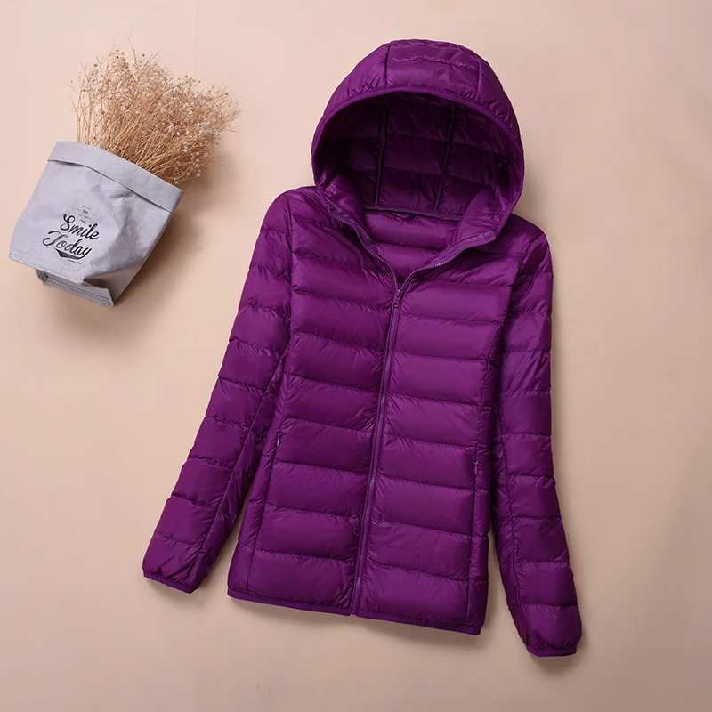 Purple-stand collar AYUNSUE короткий светильник, тонкий пуховик для женщин с капюшоном размера плюс 5xl 6xl, осенне-зимнее пальто для женщин, пальто Casacos Femininos KJ472 - Цвет: Purple-stand collar