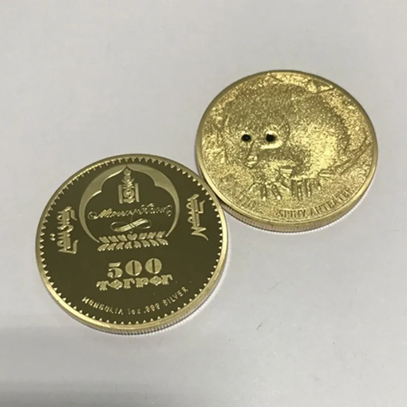 1 pcs Non Magnetic spiny anteater Mongolia wild life animal with diamond eyes gold plated badge 40 mm souvenir decoration coin | Дом и сад