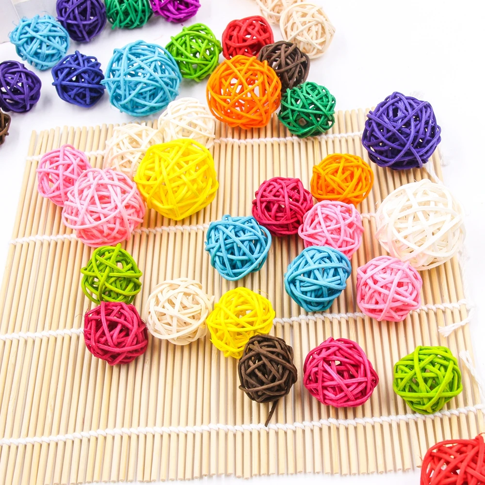 

2CM 30PCS Multicolor Rattan Ball DIY Sepak Takraw Balls Home Ornaments&Christmas/Birthday/Wedding Party Decorations Kids Toy