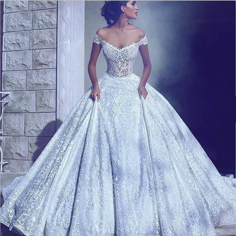 Сексуальное бальное платье с v образным вырезом рукавами крылышками и кружевной