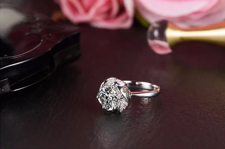 Ювелирные изделия Moissanite 18 К белое золото кольцо для женщин 1,0 карат цветок Сертифицированный vvs1 обручальные кольца специальные