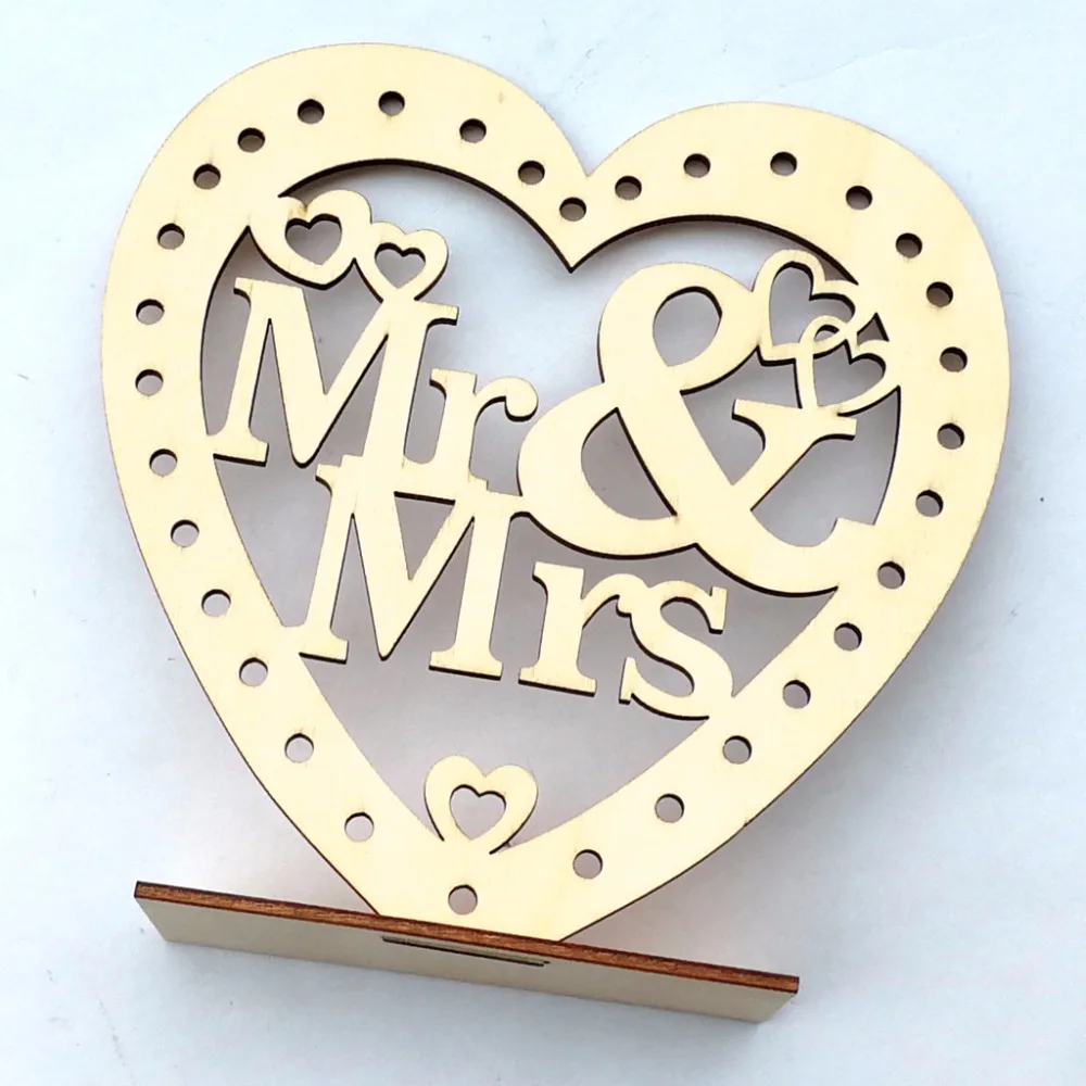 

Wedding Wooden Ornaments Heart-shaped Pendant Romantic With LED Lights Home Decoration Wedding Party Festival Supplies #007
