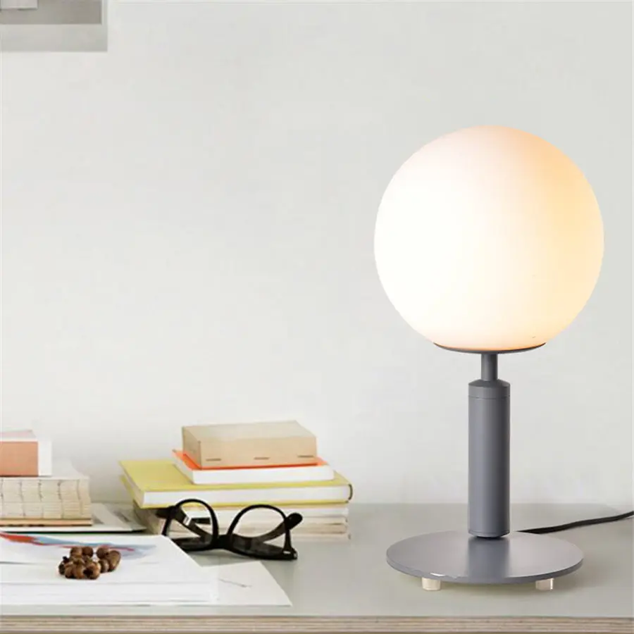 Круглые стеклянные настольные лампы в скандинавском стиле светодиодный