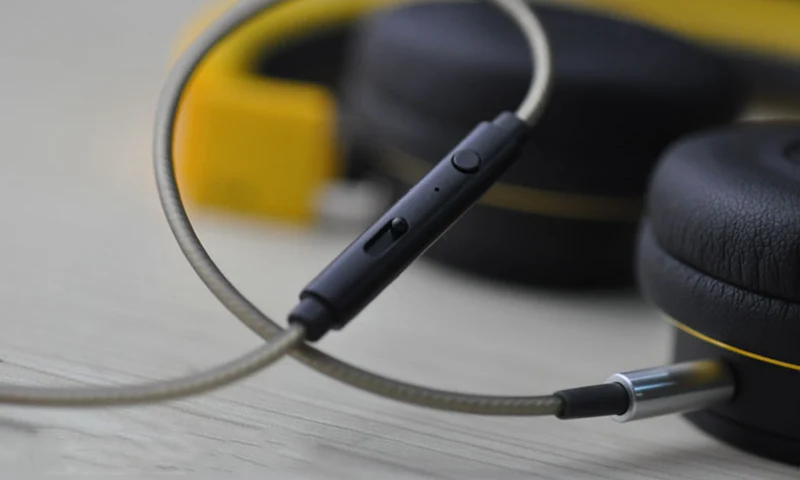 Earmax Наушники Hi-Fi кабель 3,5 мм до 2,5 мм с серебристым покрытием обновленная на обоих концах для подключения внешних устройств к автомагнитоле для AKG-Y40 Y45BT Y50 Y50BT K545