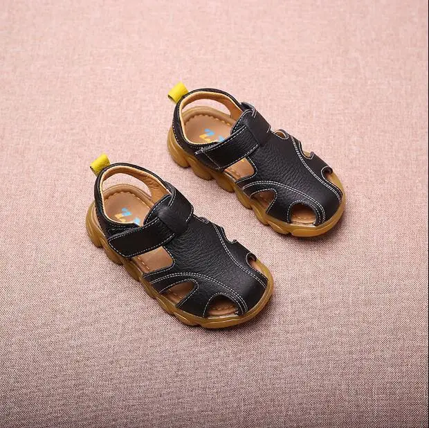 Сандалии Баотоу для мальчиков нескользящая детская обувь на мягкой подошве