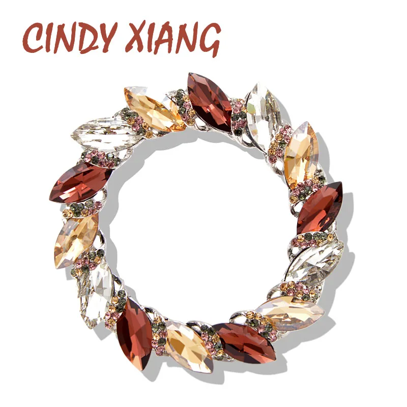 Женская брошь в виде венка с кристаллами CINDY XIANG, изысканное украшение нового дизайна с кристаллами и стразами, модный аксессуар для пальто, жакета, платья, блузки, отличный подарок