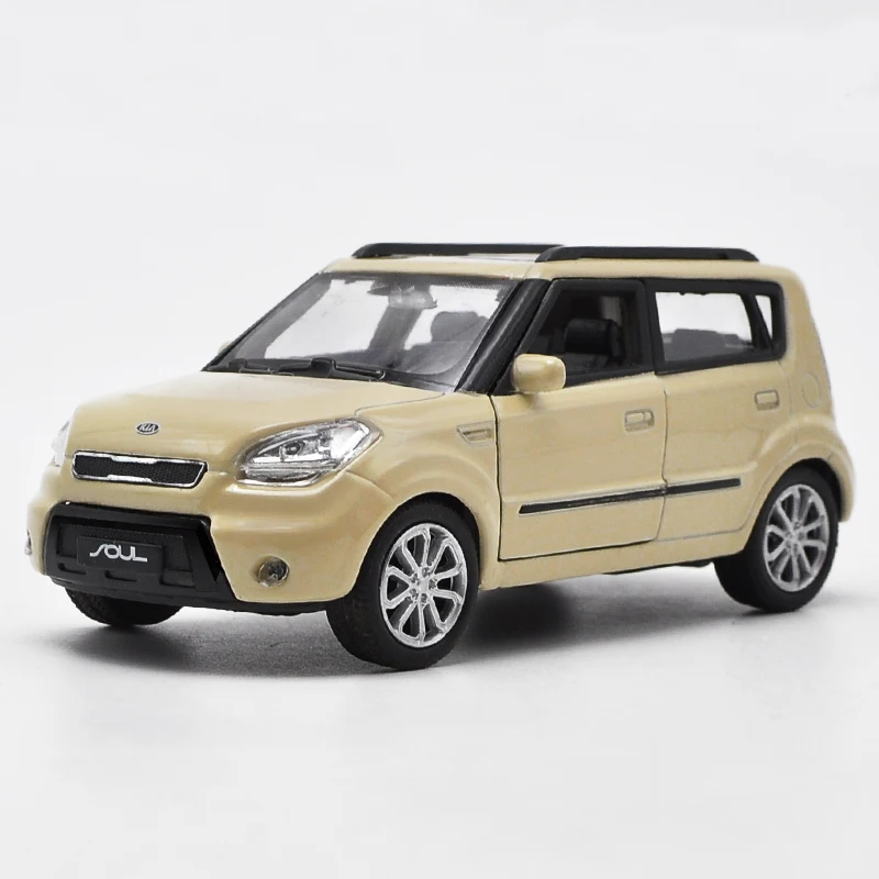 WELLY 1:36 KIA Soul SUV литая под давлением модель автомобиля игрушка с вытягиванием для детей подарки коллекция игрушек