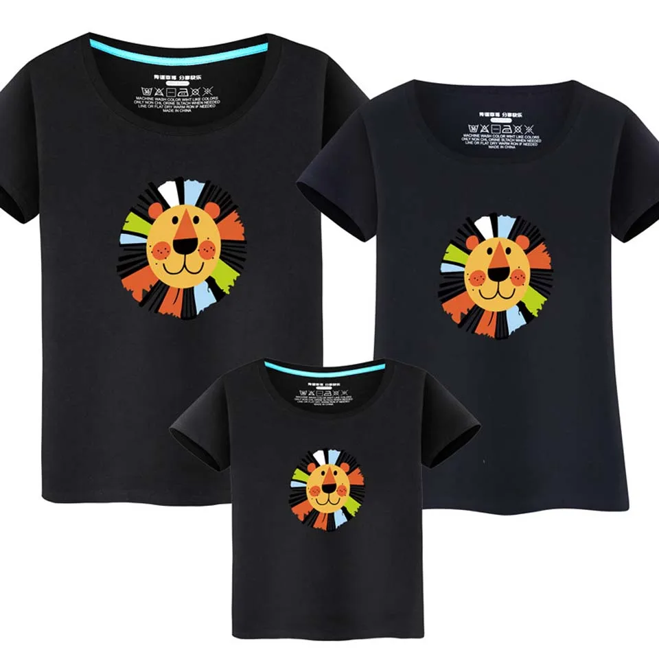 

Одинаковая одежда для семьи, одежда для матери и дочери, семейный образ, футболка, наряды для матери и сына, хлопковая одежда с надписью, одеж...