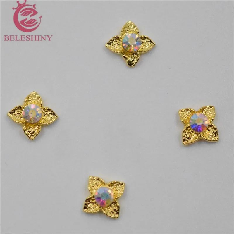 Beleshiny, 50 шт в наборе, Новые блестящие золотые цветы, 3D металлический сплав для маникюра искусство украшения шармы, заклепки, Гвозди 3d украшения принадлежности для ногтей H069