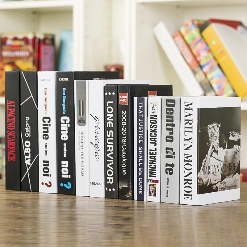 Простой современный фальшивого книги украшения моделирование кафе американо