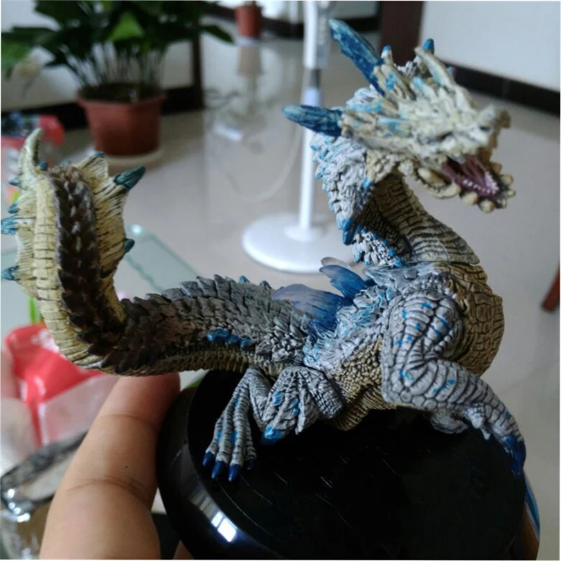 Случайные 5 различных стилей японского Аниме Monster Hunter ПВХ модели супер крутых