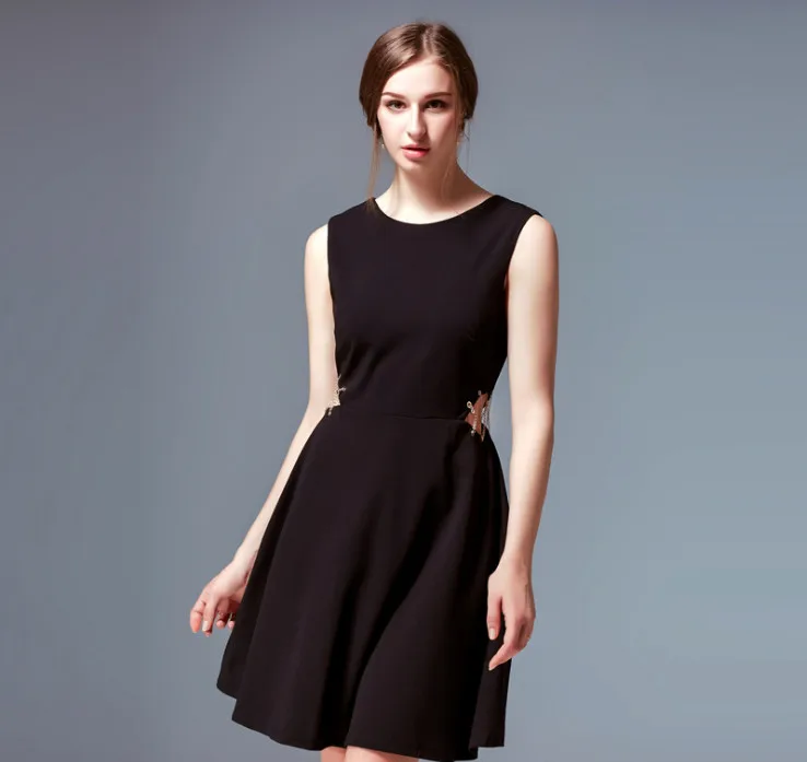 Yzfrks маленьких Платье черного цвета Лето 2017 пикантные империя Элегантный без