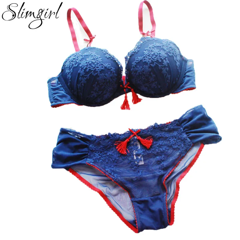 Женский сексуальный кружевной бюстгальтер Slimgirl на косточках с пуш-ап и чашечкой