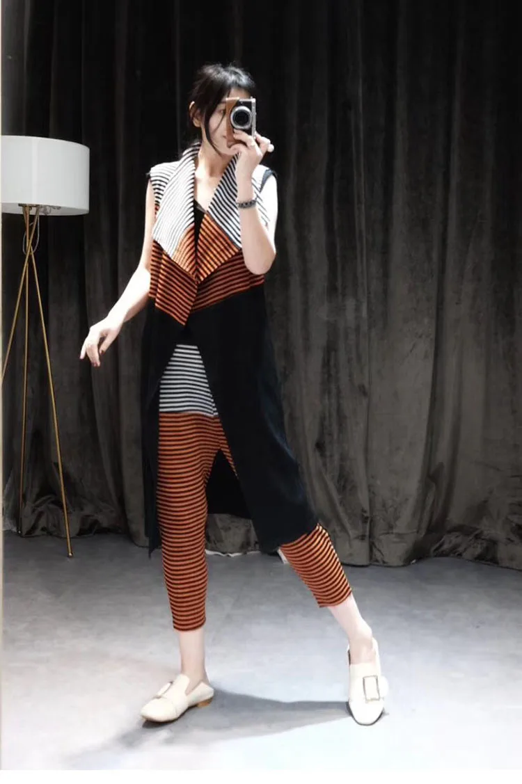 Высокое качество Miyake Fold лето полосатый жилет+ узкие брюки модный костюм из двух предметов брюки костюм