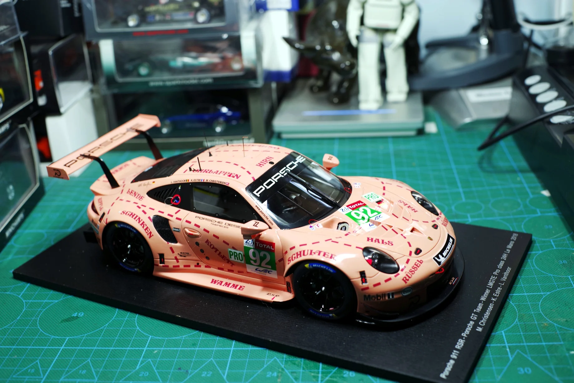 SPARK 1/18 2018 Le Mans GT автомобиль из литого металла модель PorscheDAL 911 RSR #92 розовый сплав