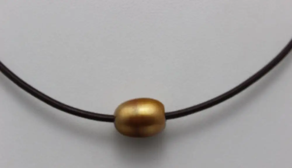 Темно коричневый Натуральная кожа Золотистого цвета пресной воды жемчужное