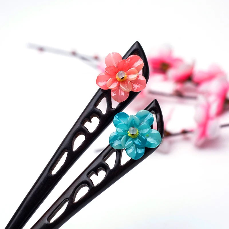 Элегантный полый цветок шпилька для волос из сандалового дерева в винтажном