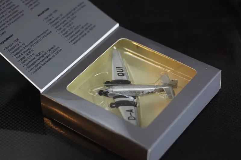 Новинка специальная модель Lufthansa из литого металла под давлением 1/250 Вторая