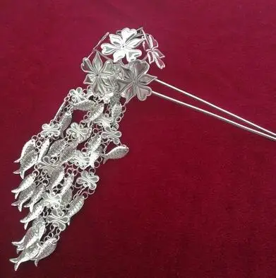 Step to shake the ancient costume Chinese clothing accessories bride stage hair ornaments headdress long fringe Miao silver | Украшения и