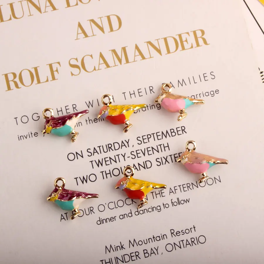 

Оптовая продажа, 60 шт./лот, 15*17 мм, 3D Красочные Подвески в виде животных, птиц, подвески, подвески из сплава с эмалью, плавающие серьги, ожерель...