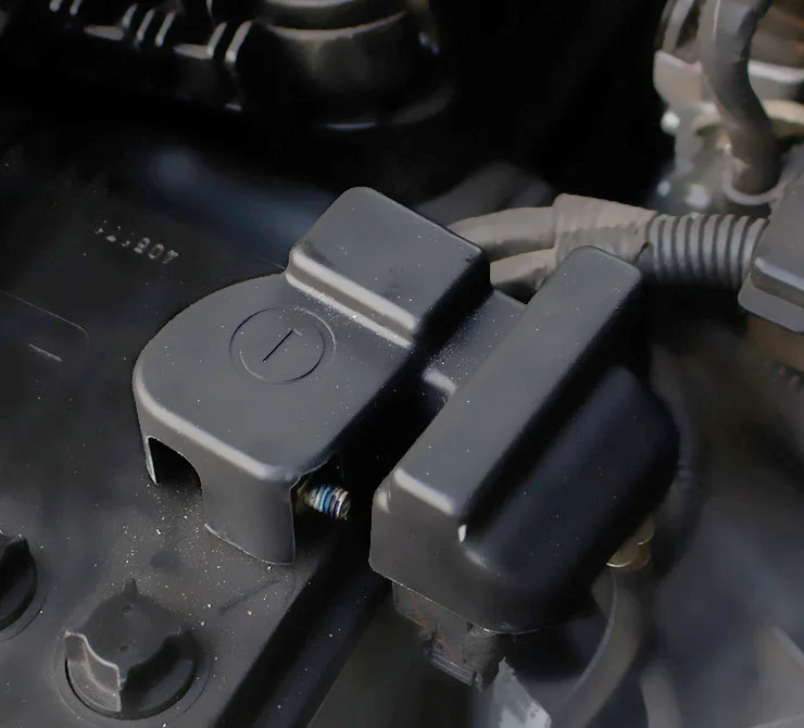 

1pc for TOYOTA PRADO Negative battery Protective cover Battery dustproof Antirust cover