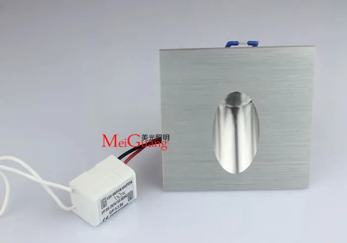 Квадратная/круглая 3 Вт Светодиодная настенная лампа с регулируемой яркостью