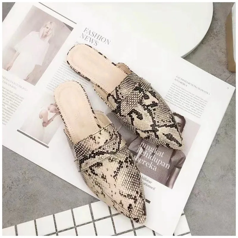 Snakeskin Bailehou/женские весенние туфли без задника на плоской подошве; женские сандалии со змеиным узором с острым носком; уютные тапочки без задника; Женские Летние вьетнамки - Цвет: Snakeskin