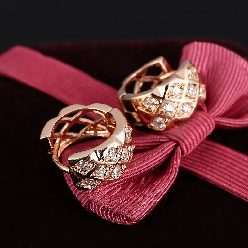 Уникальные ювелирные изделия из фианита 2020 свадебные серьги-кольца Huggie для