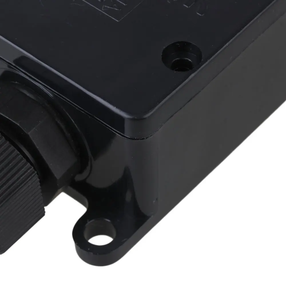 Водонепроницаемый черный пластиковый соединитель для кабеля IP65 Соединительная