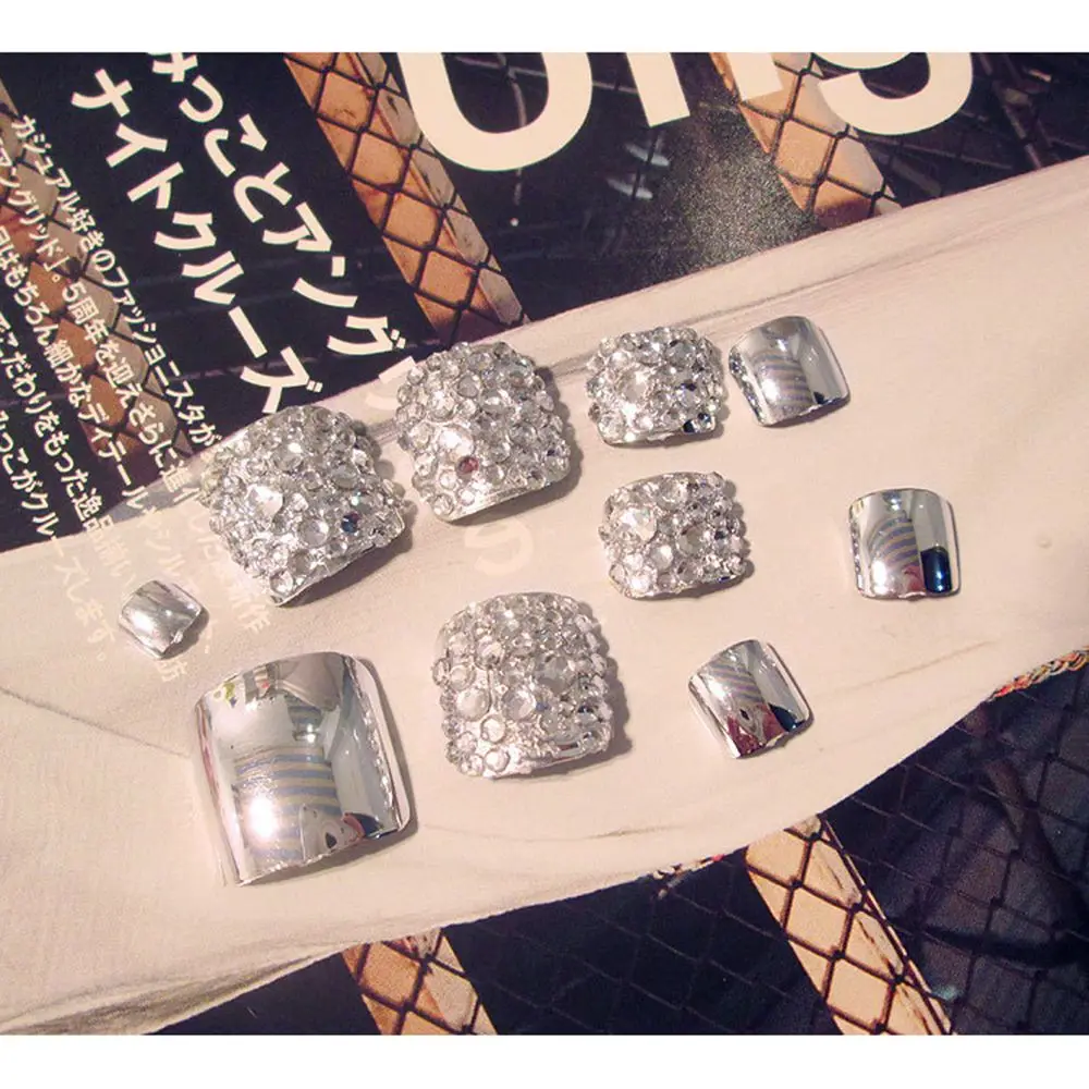 

New 24 pcs summer Beauty Chic Toe Nails Metallic silver For Foot Nail High Quality with rhinestone Foot False Nail