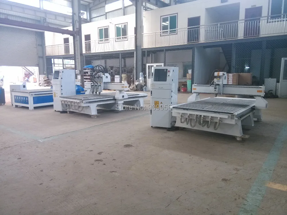 Высокая конфигурации шаньдун cnc router машина с 4.5kw воздушного охлаждения шпинделя |