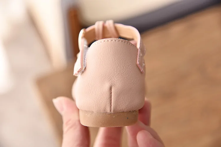 

Girls sandals 2019 summer new fashion bow princess shoes children's student Pinellia breathability kids Half sandals Age 1--12