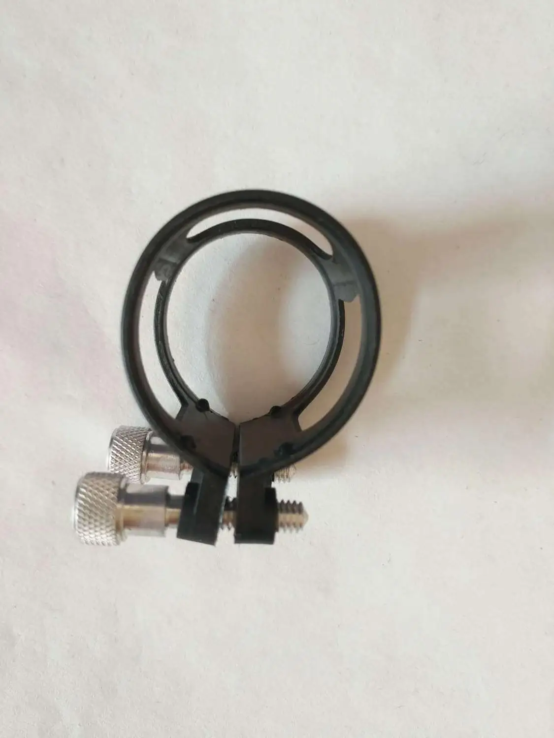 

10 set Plastic Bb clarinet Ligature +cap Suitable for rubber mouthpiece