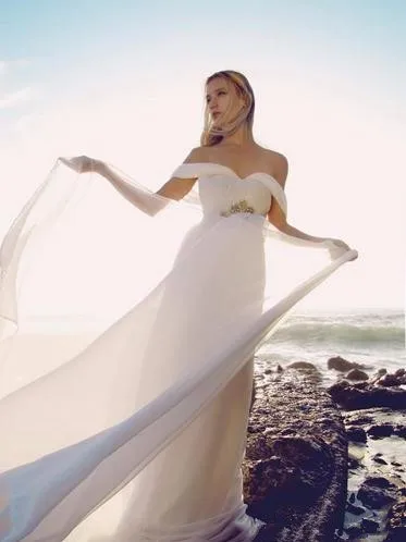 Летом Стиль Спинки Пляж Свадебные Платья Измельчитель Элегантный Boho Линия