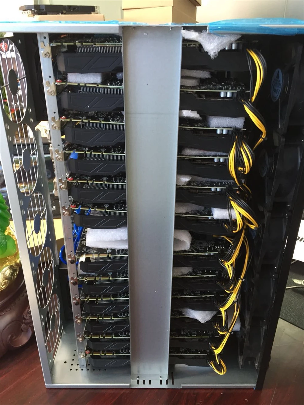 Добыча буровой станок 12 шт. MAXSUN RX580 8 г Графика карты 256bit GDDR5 AMD 7000 мГц 1340 PCI Express 3X16
