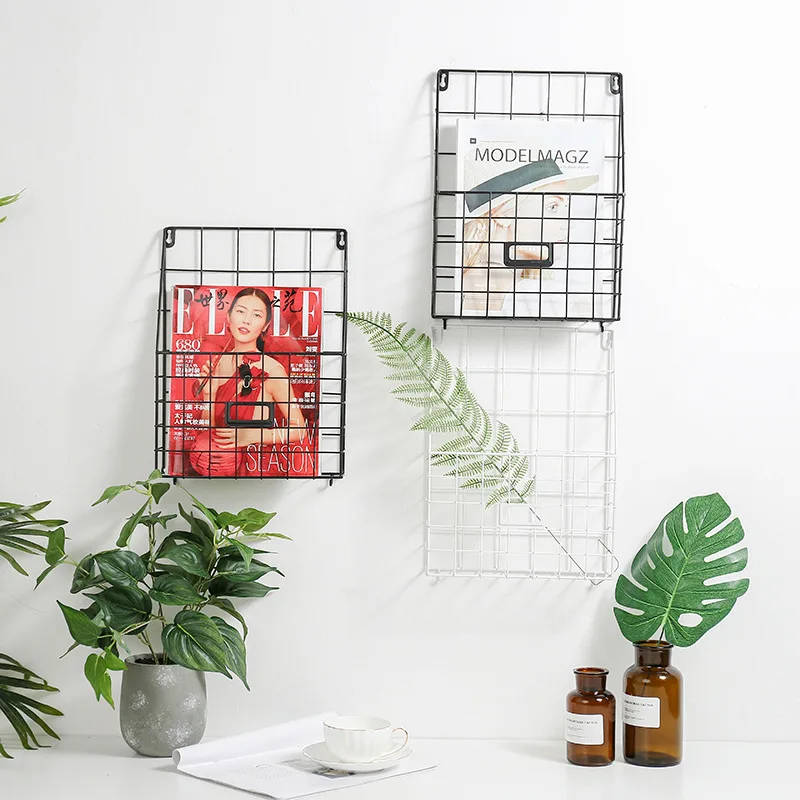 

New Arrival Metal Wall Storage Rack Magzine Holder Wall Shelf Sundries Box Wall Pocket with 2 HOOKS Creative Wall Decoration