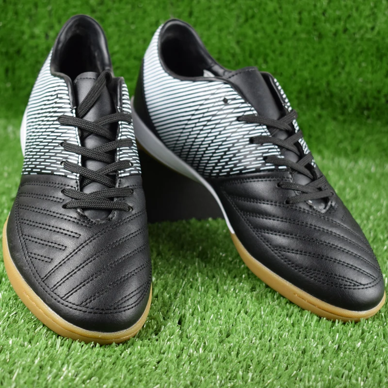 

DR.EAGLE indoor futzalki soccer Shoes ic football sneakers cleats football for boys futsal boot For Men Football Training Boots
