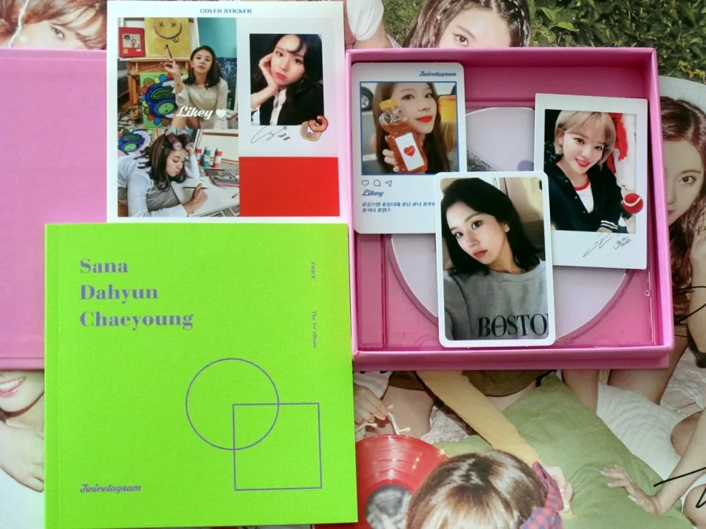 Первый альбом с автографом Лики твицетграмма CD + Фотокнига подписанный плакат K POP