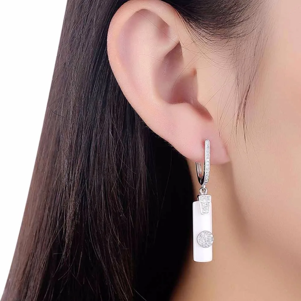 Модные Женские серьги из Рафинированного Серебра 925 и белой керамики с кубиким